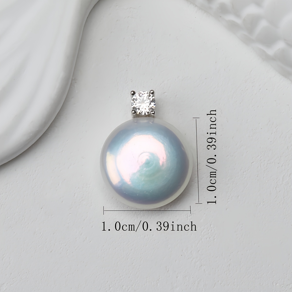 Women's Freshwater Pearl Pendant with Synthetic Zirconia — Small Gift
